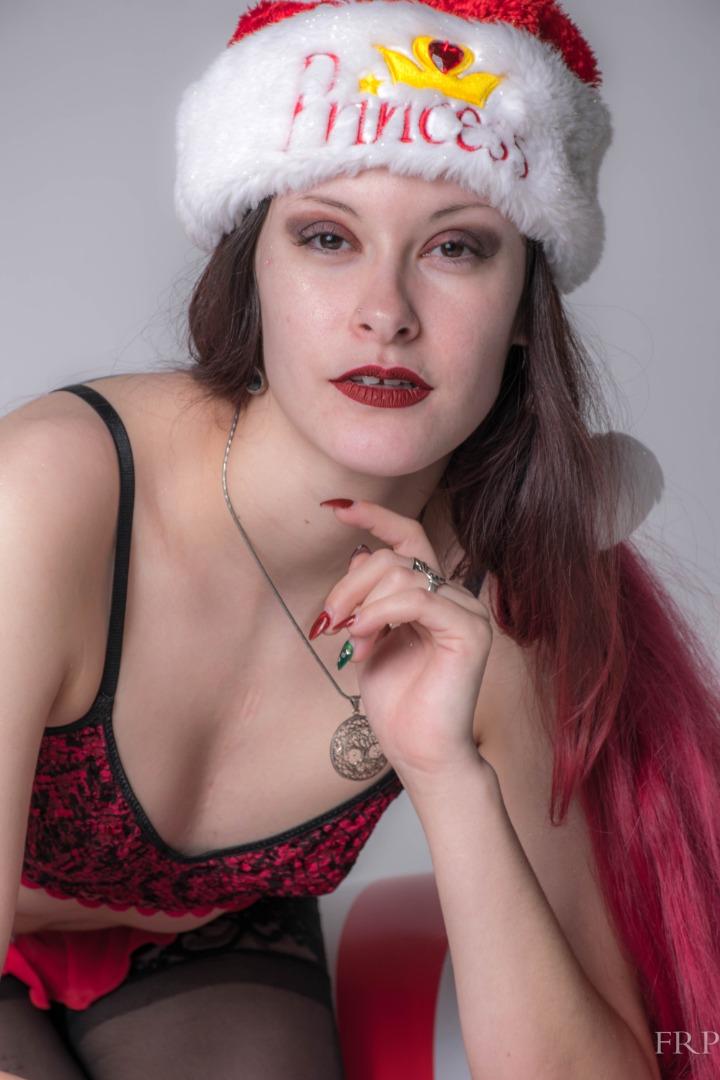 Female model photo shoot of Artemis13181