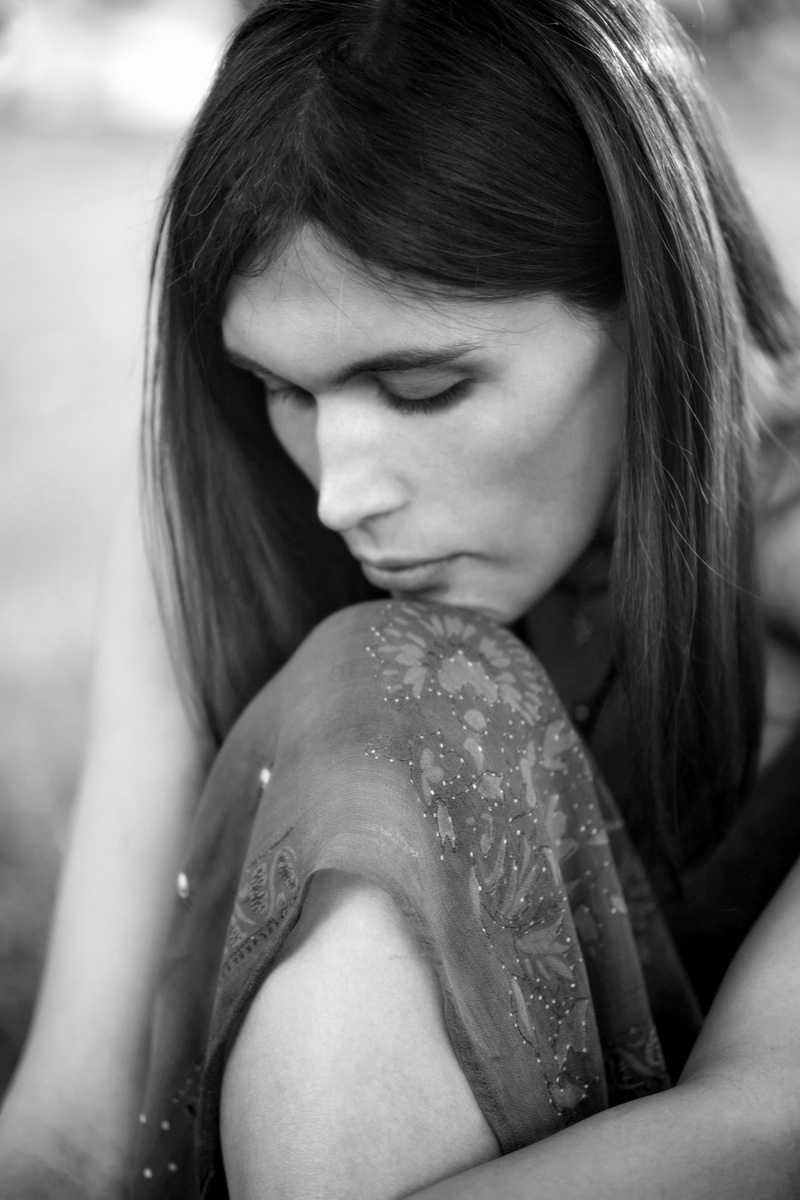Female model photo shoot of Ariel Cemovic