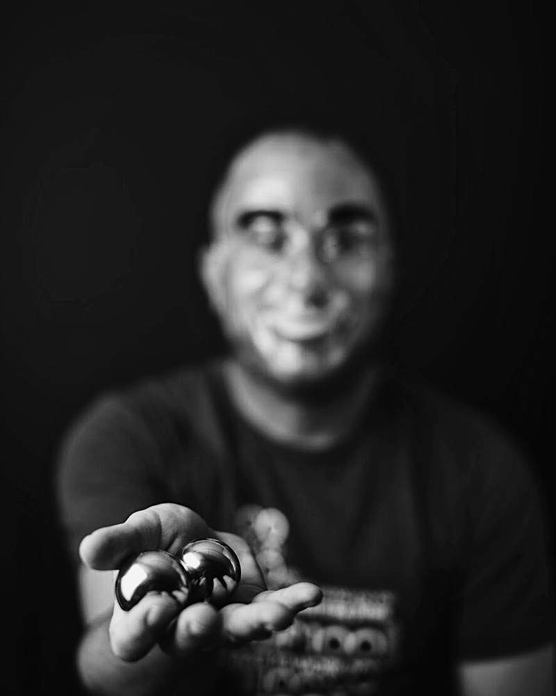 Male model photo shoot of Eyecapturephotos