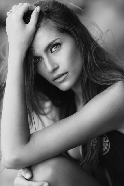 Female model photo shoot of Emilycpe