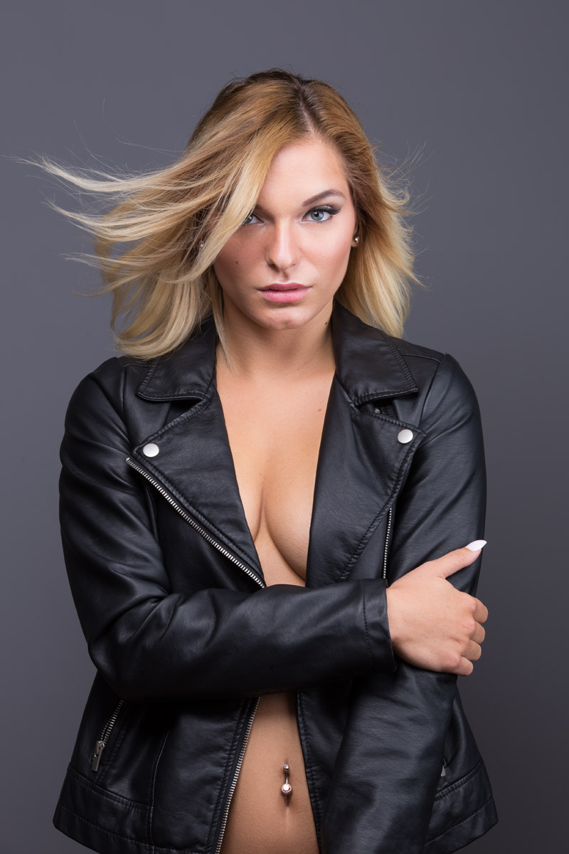 Female model photo shoot of Auroraa