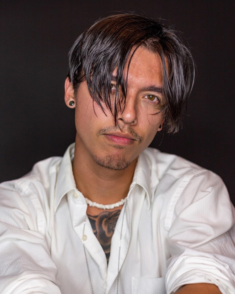 Male model photo shoot of DallasChoo