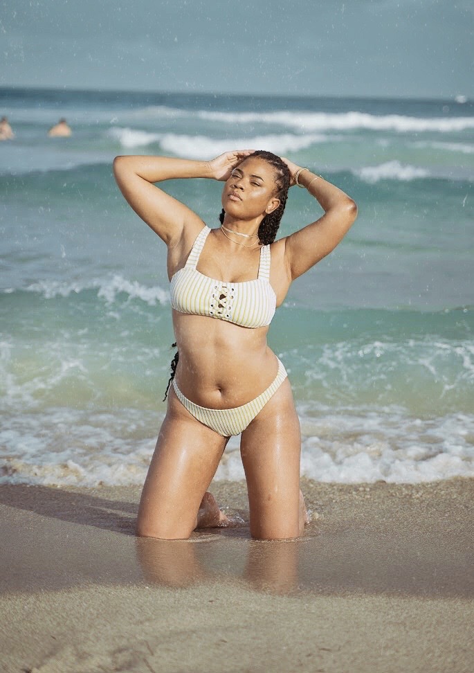Female model photo shoot of Melanie Ulceus in Miami, South Beach