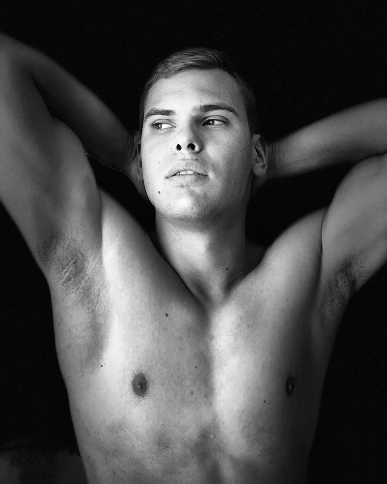 Male model photo shoot of Vlad Aguskov