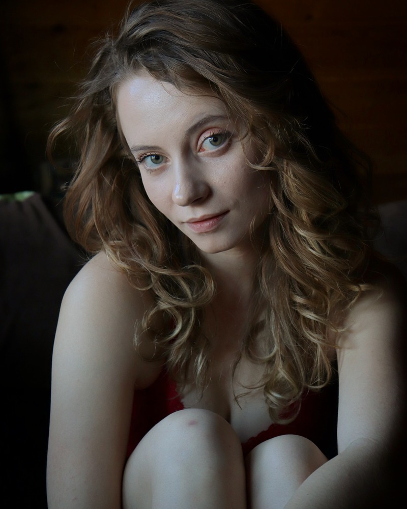 Female model photo shoot of LacyJo82