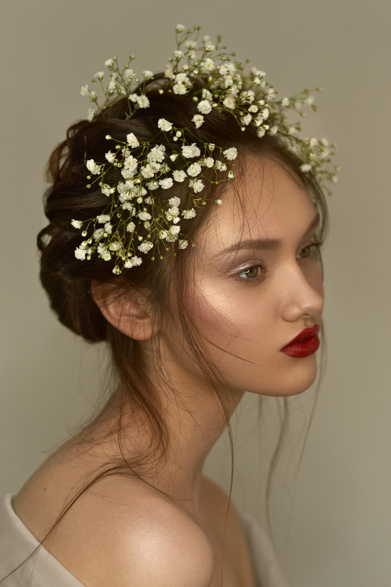 Female model photo shoot of Anastasiya Azarova
