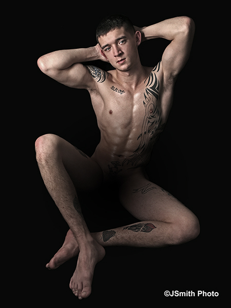 Male model photo shoot of Leo daniels