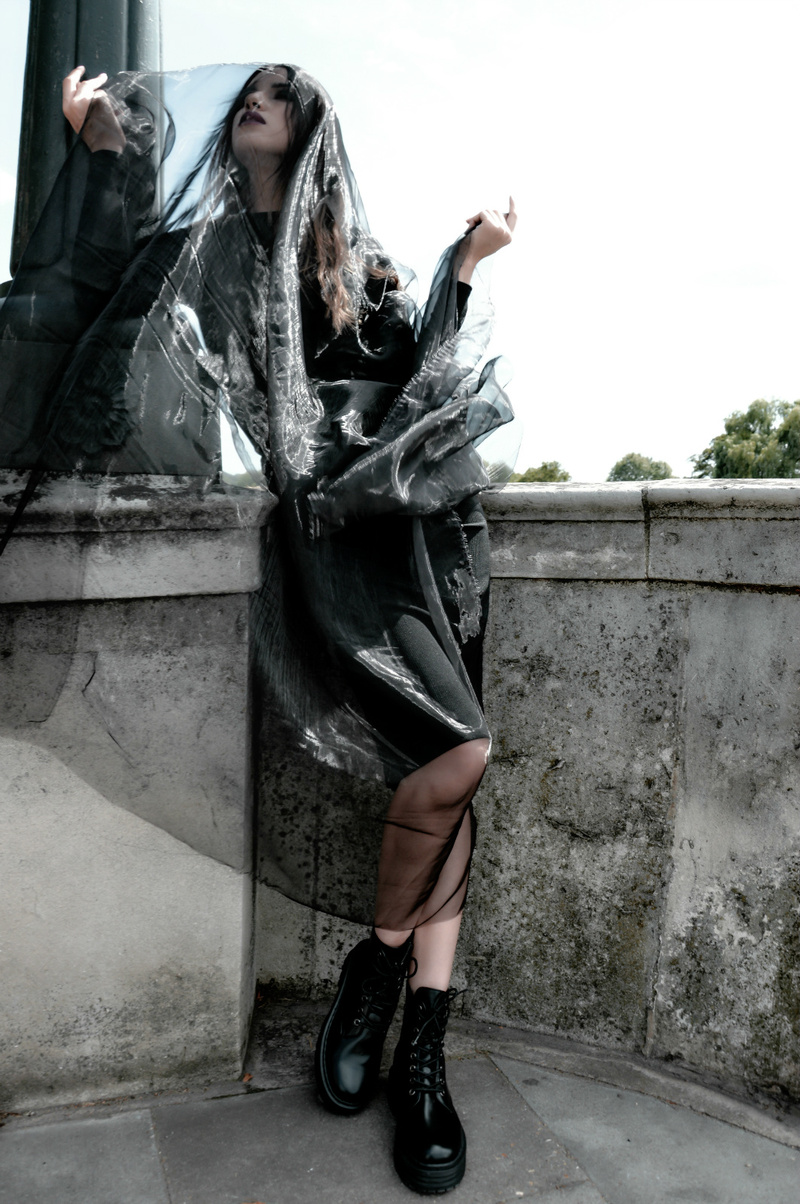 Female model photo shoot of avenuerei in London