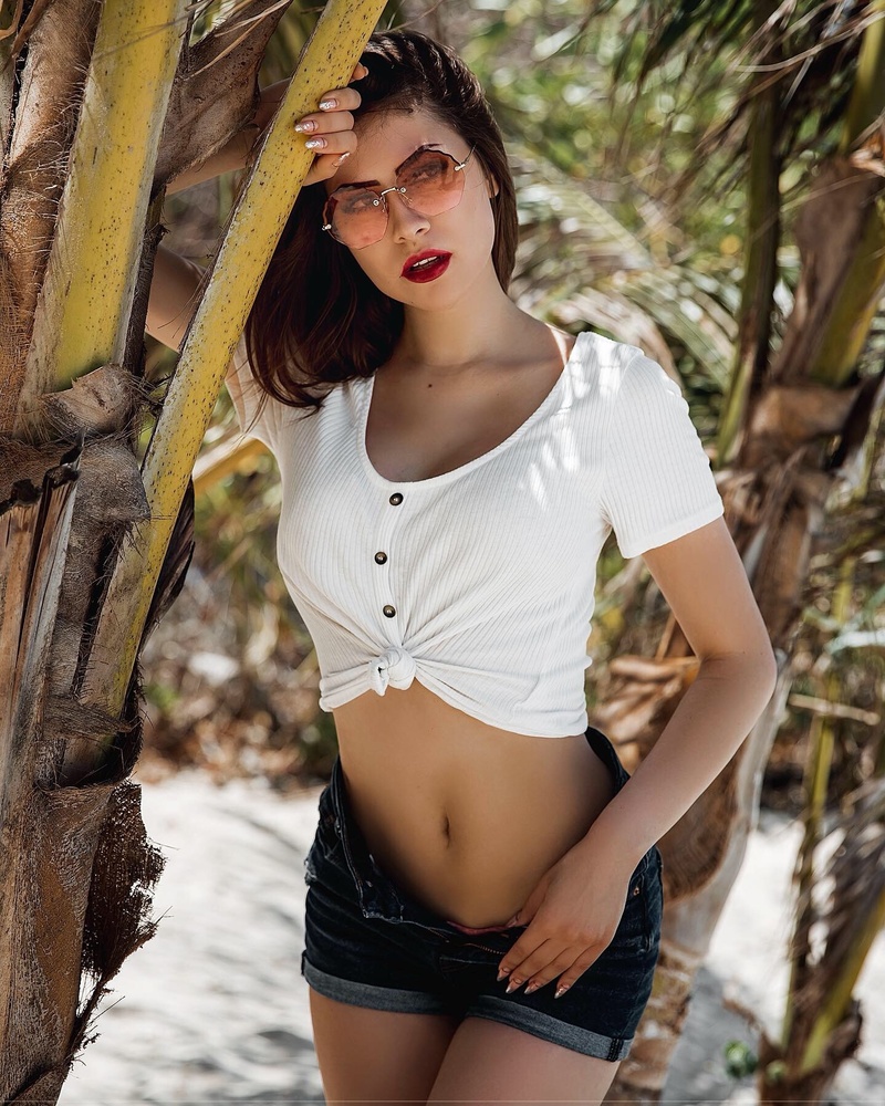 Female model photo shoot of ValeryFirst