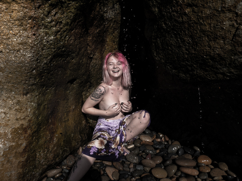 Female model photo shoot of emilybender in Moonlight Beach