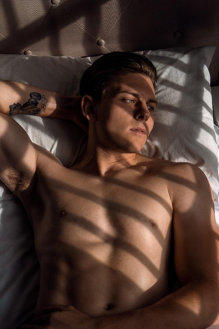 Male model photo shoot of Henry_evans 
