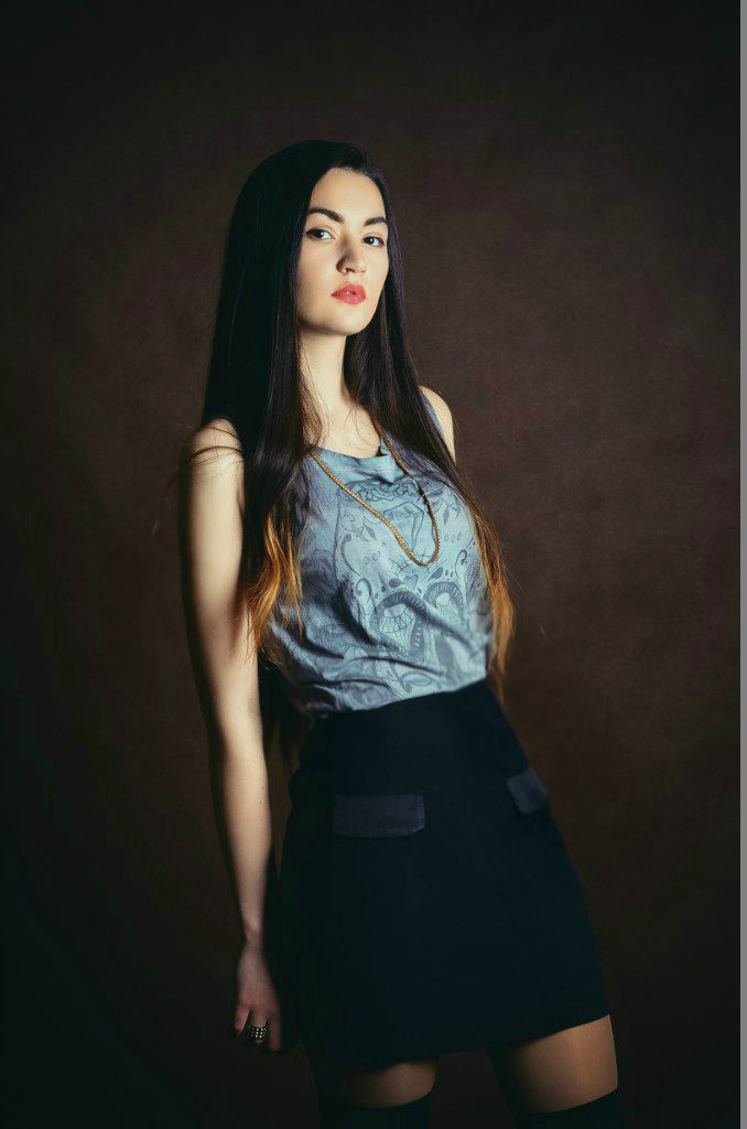 Female model photo shoot of Ekaterina Chichina
