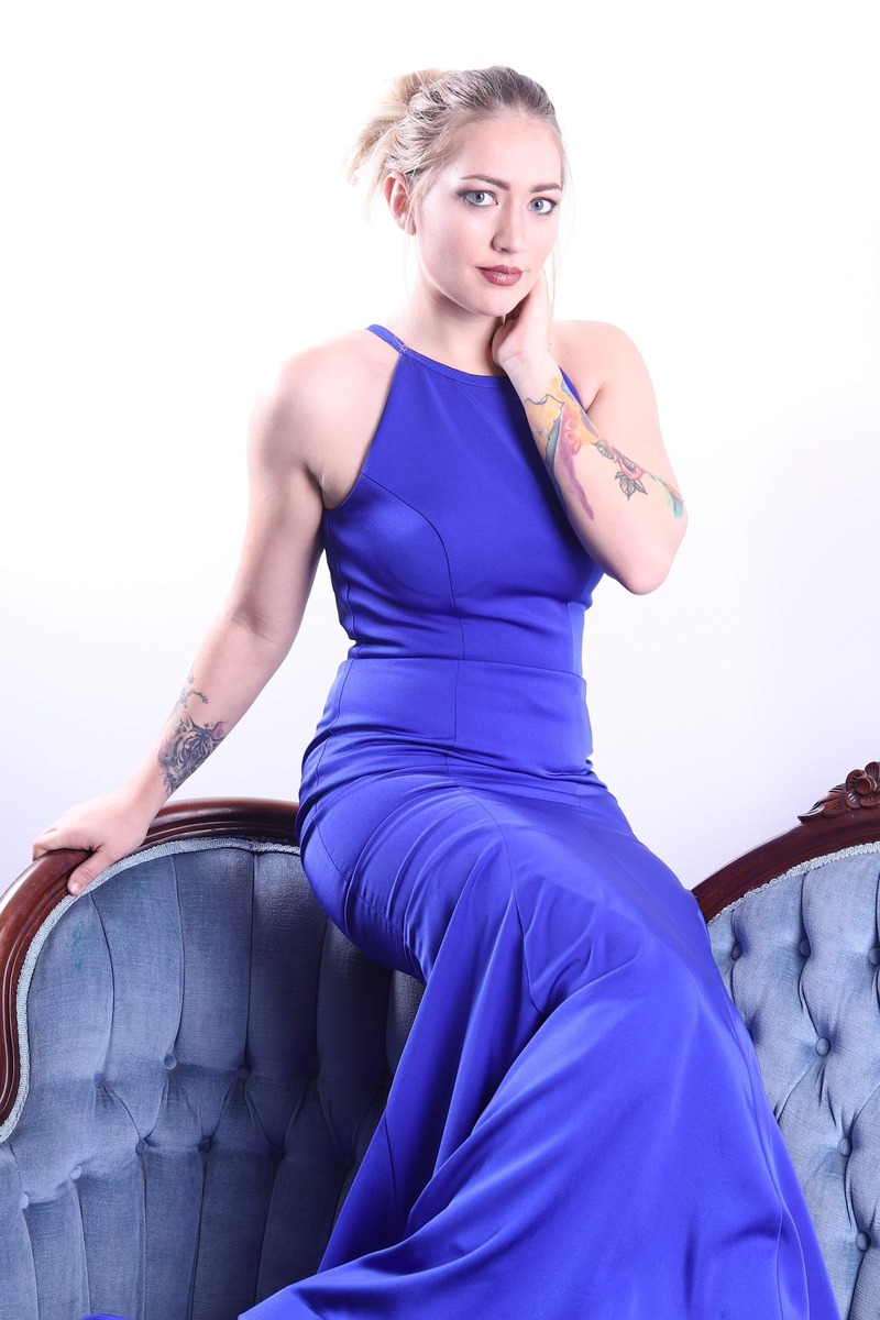 Female model photo shoot of KaylaOblisk