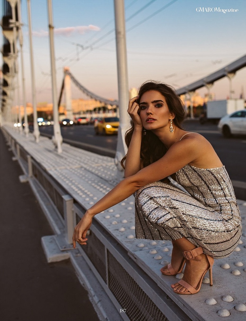 Female model photo shoot of Maria Chervonaya