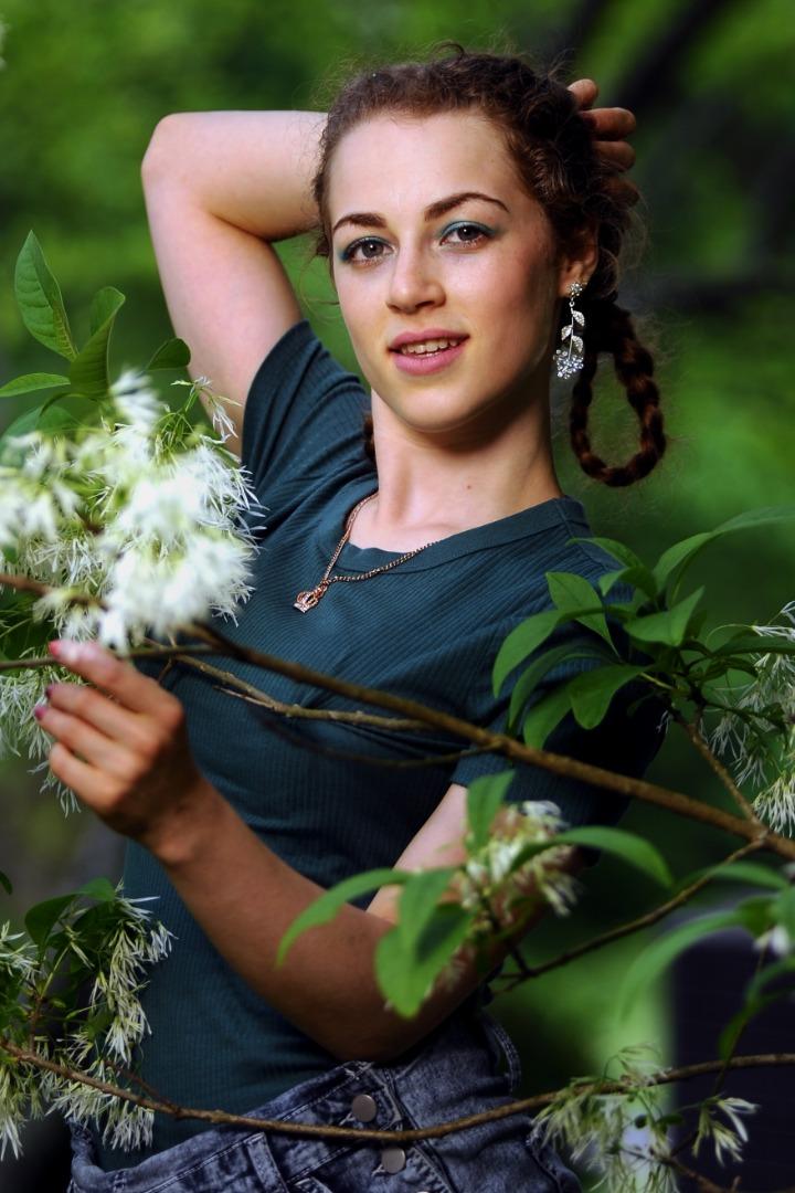 Female model photo shoot of Rachelmaz by Scott R Images