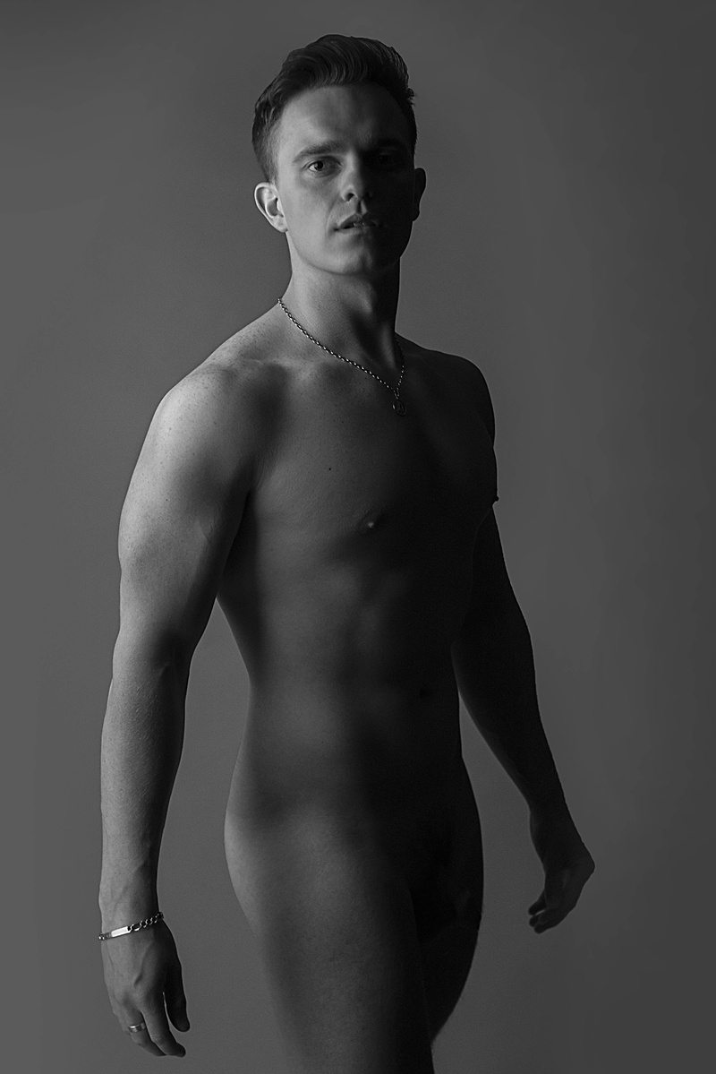 Male model photo shoot of Bob McDevitt 