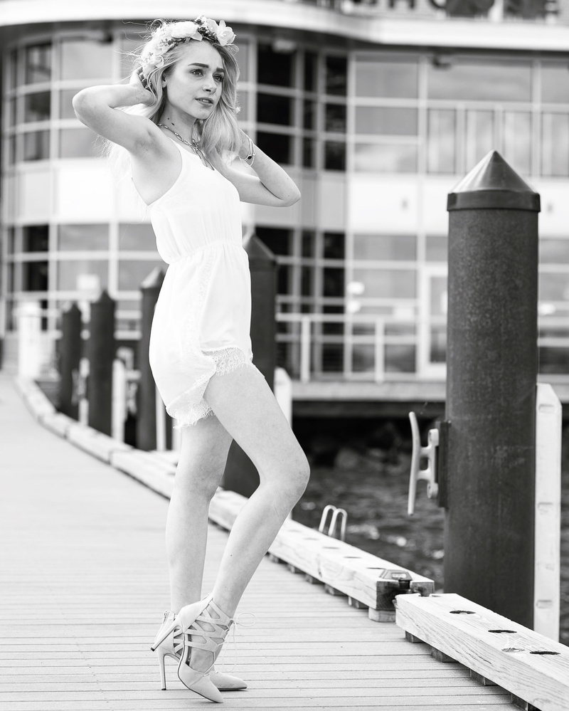 Female model photo shoot of Scarlett Hampton in Madison, WI