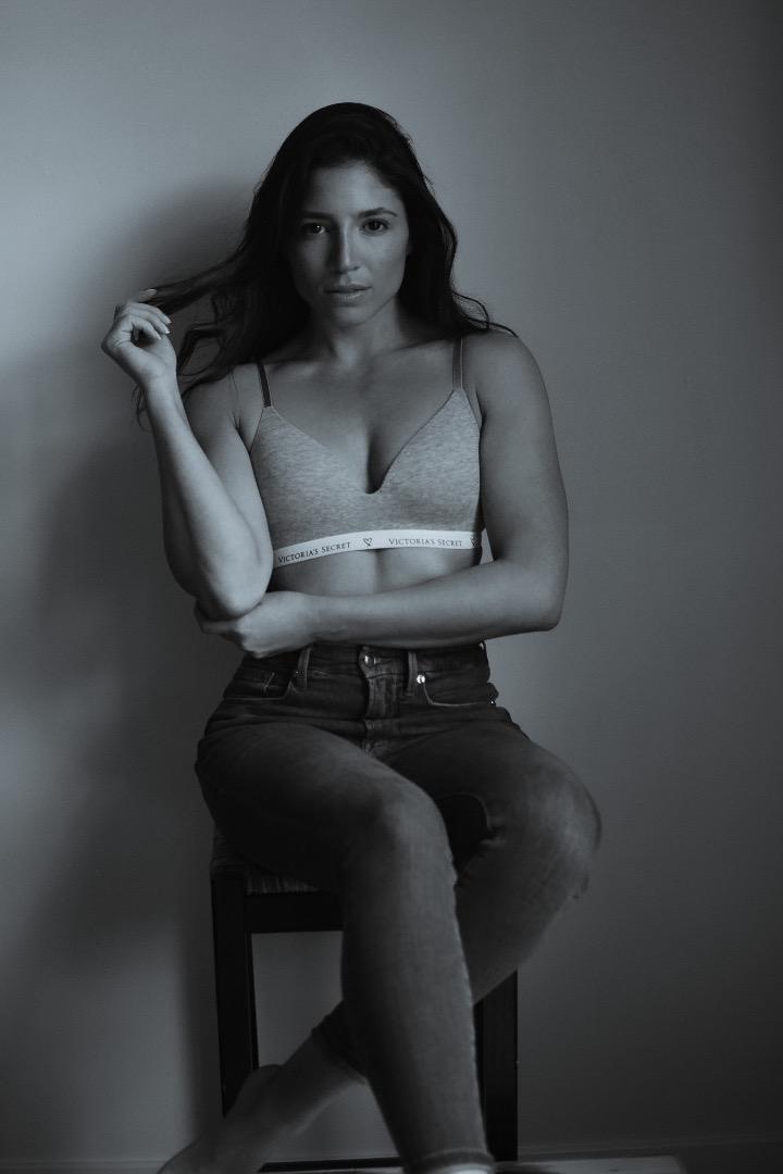 Female model photo shoot of Dvenditti