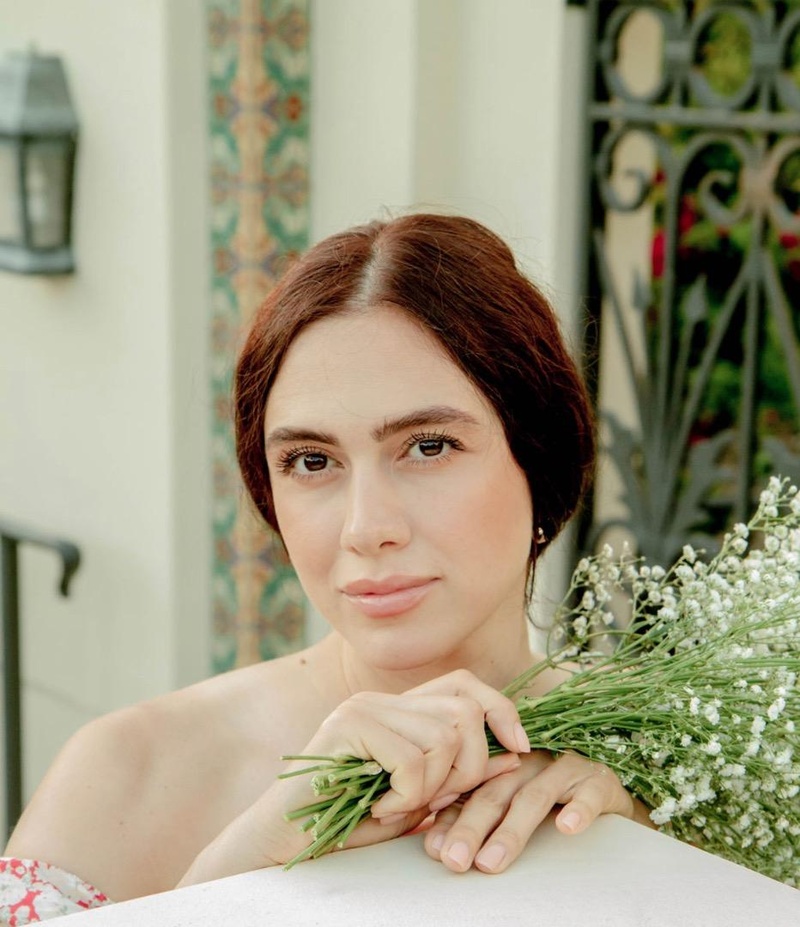 Female model photo shoot of olenabasovska