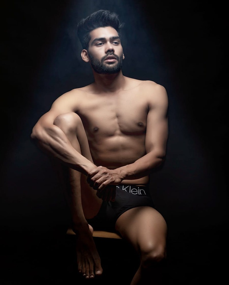 Male model photo shoot of Ankit_singh_tanwar