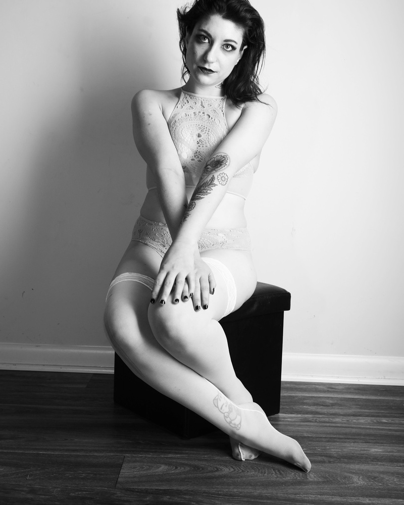 Female model photo shoot of Tangerin3s