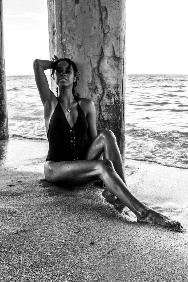 Female model photo shoot of niceyj in West Palm Beach, FL