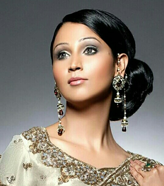 Female model photo shoot of Ratna Wali