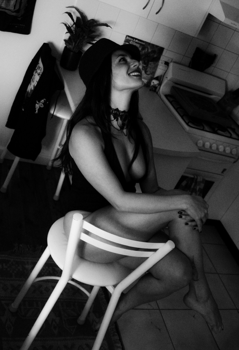 Female model photo shoot of Cigne Noir in Cronulla, Australia, art by SensualSublimeStudios