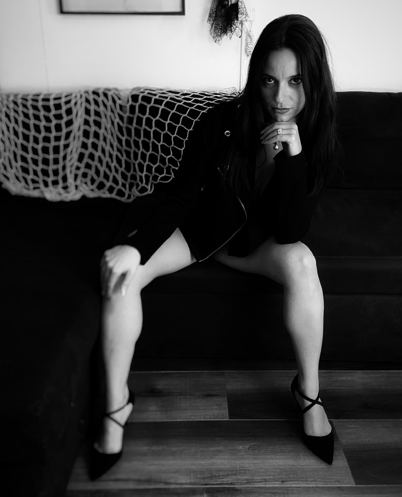 Female model photo shoot of Cigne Noir in Sydney, Australia, art by SensualSublimeStudios