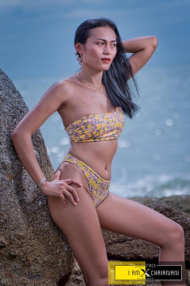 Female model photo shoot of Alita Rosa