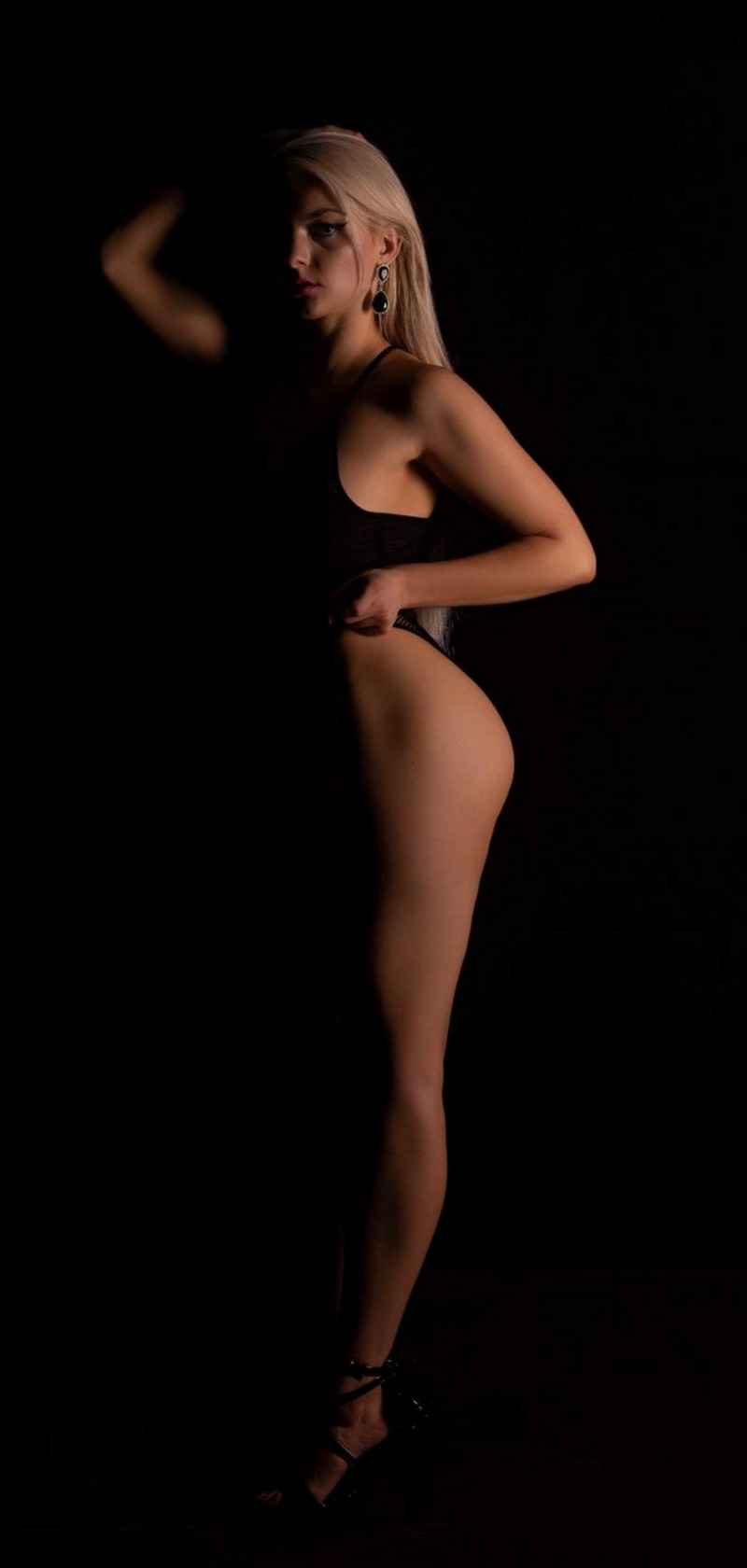 Female model photo shoot of Adrijana22