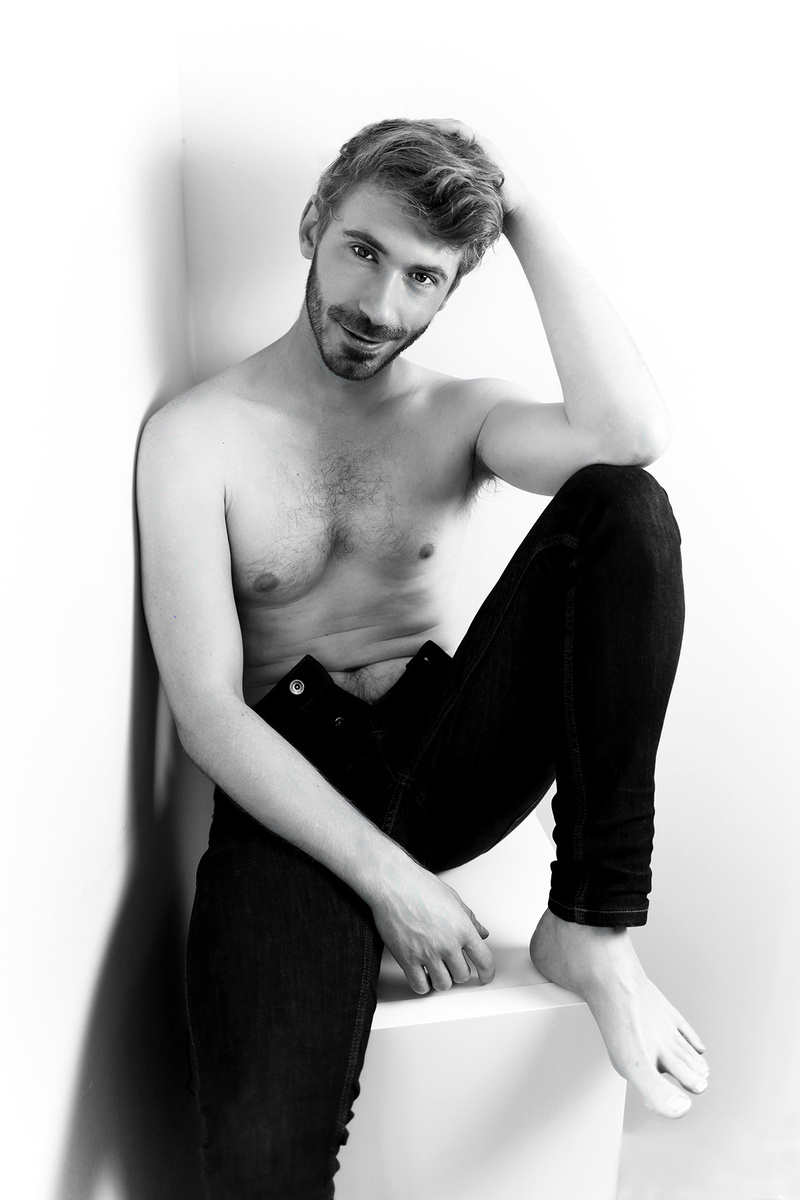 Male model photo shoot of Ironic and Kes Gunningham