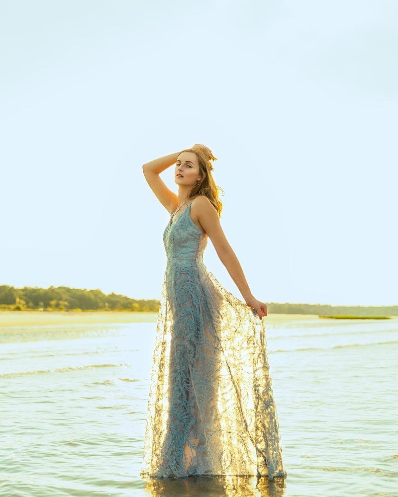 Female model photo shoot of peytonwhite in Hilton Head Island, SC