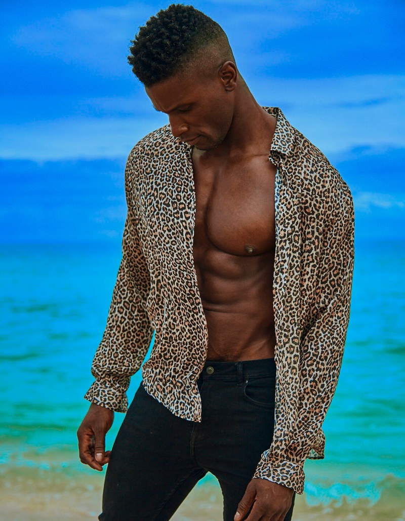 Male model photo shoot of Chaun Williams in Miami, Florida