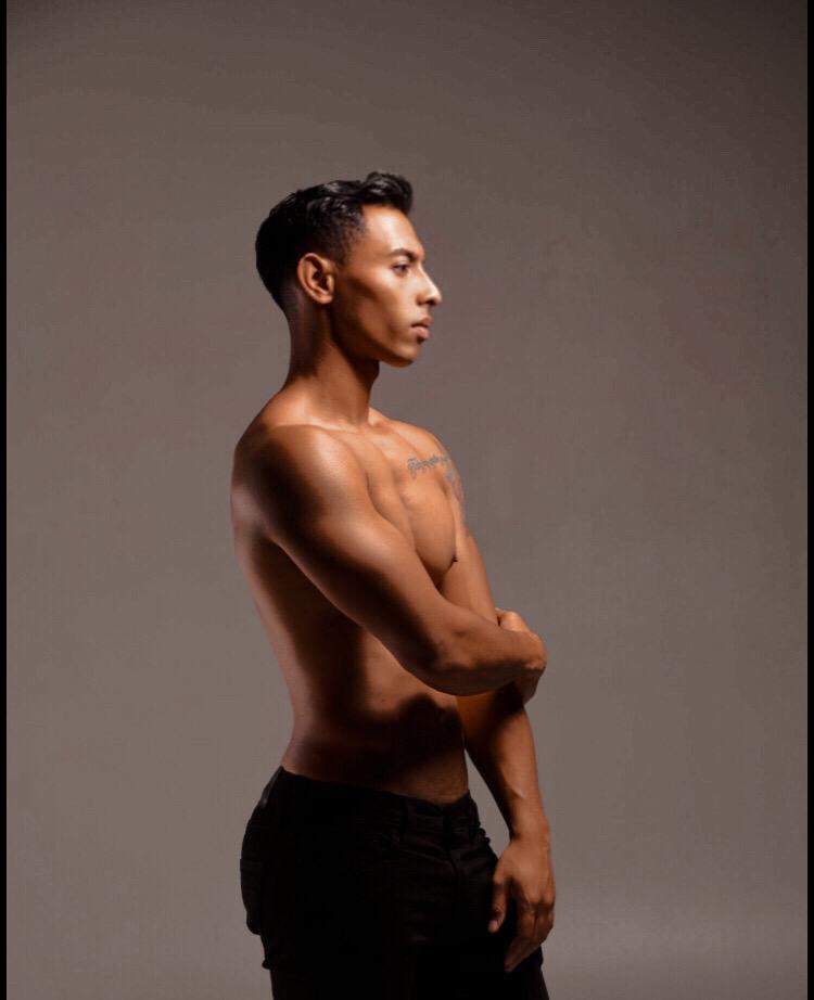 Male model photo shoot of Cyius Malai