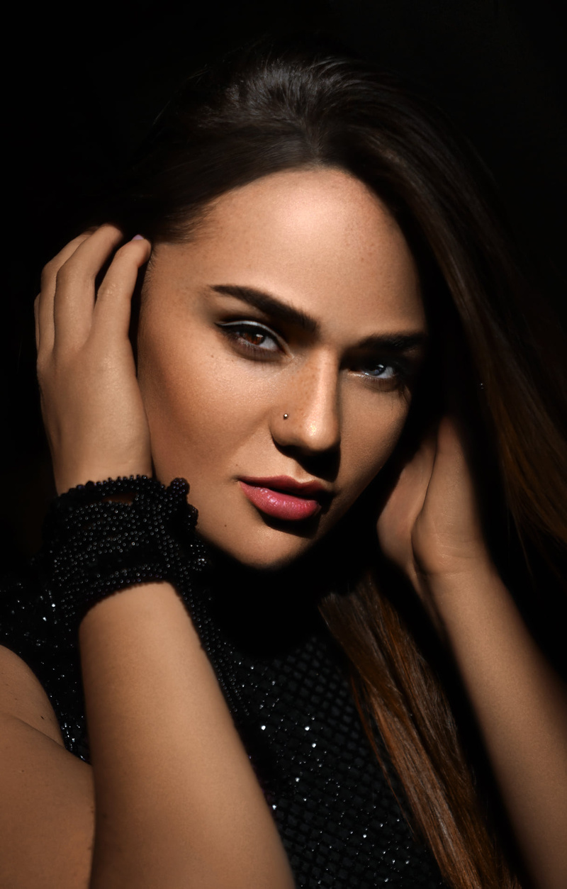 Female model photo shoot of Sofia Musiak