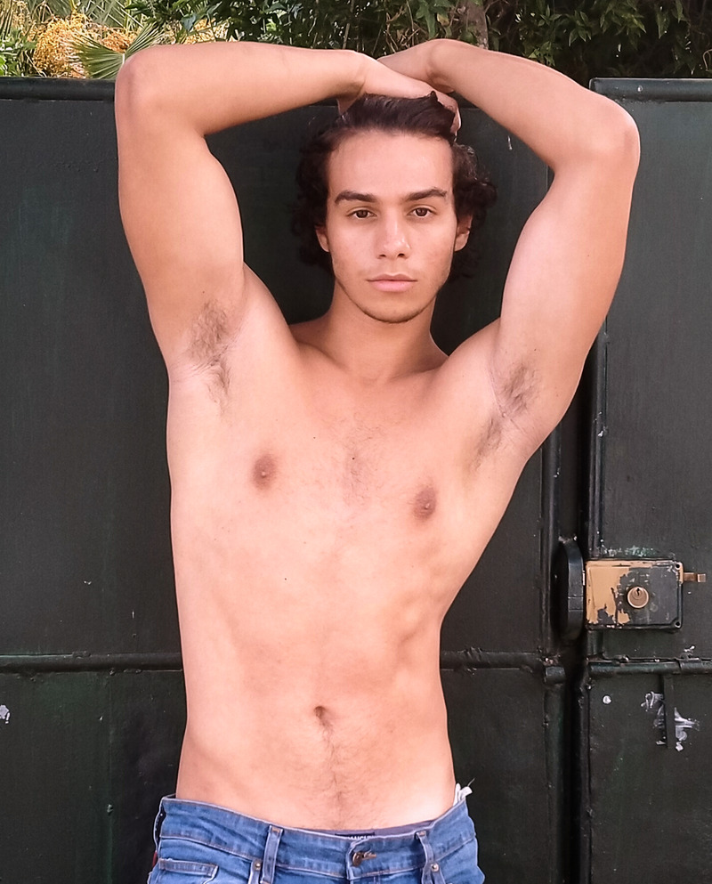 Male model photo shoot of Youssef Kayaz