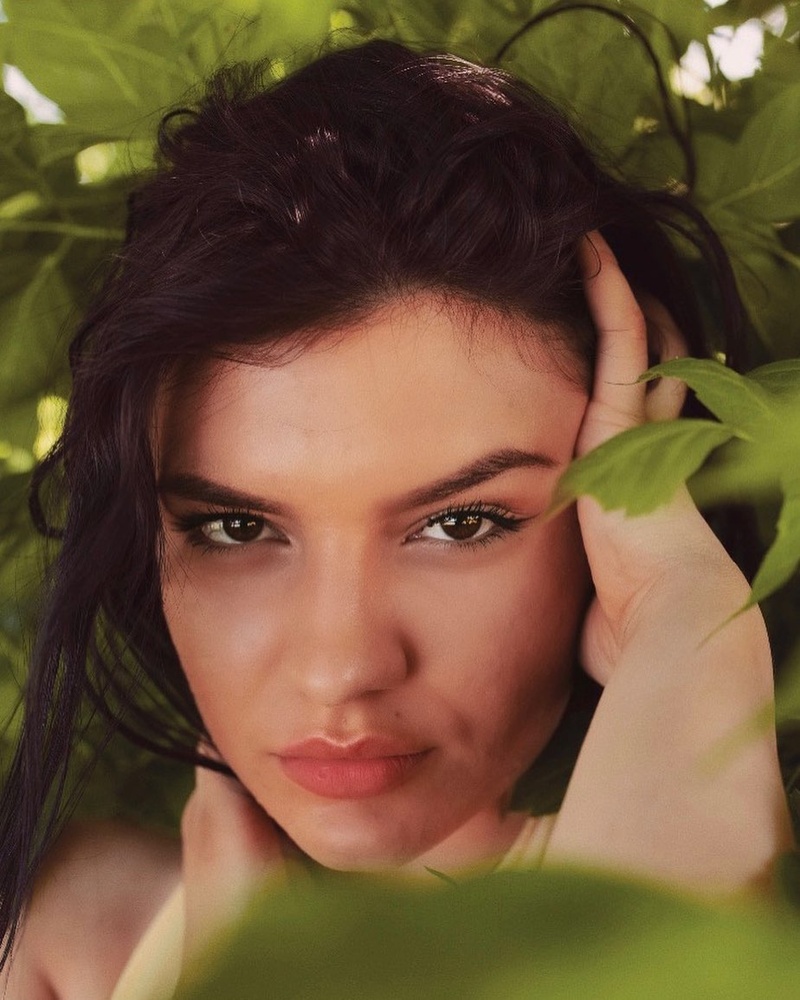 Female model photo shoot of Rafaela Kodhima