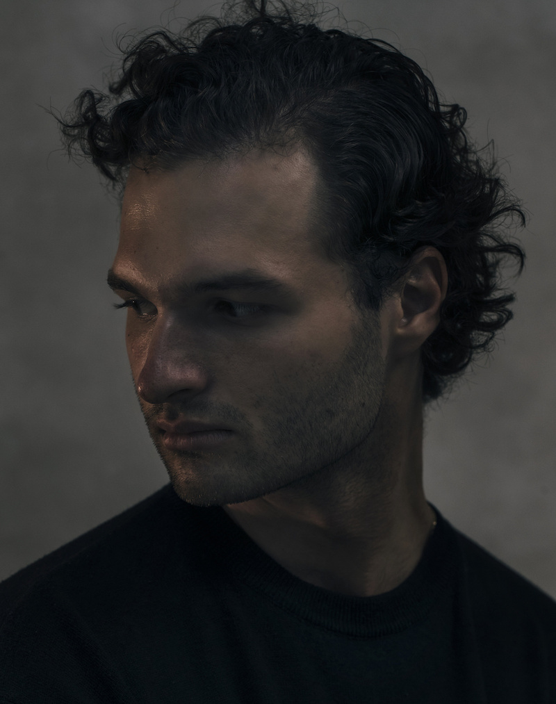 Male model photo shoot of Luke Stoychoff