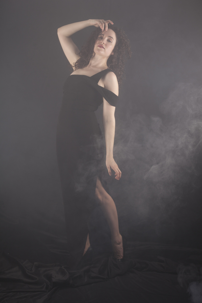 Female model photo shoot of HayleyKathryn by Carlos Vaquero Photo in Düsseldorf