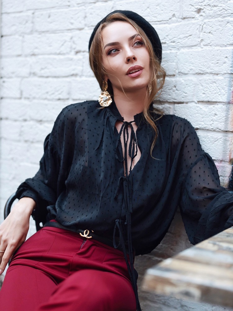 Female model photo shoot of Vlada Didenko