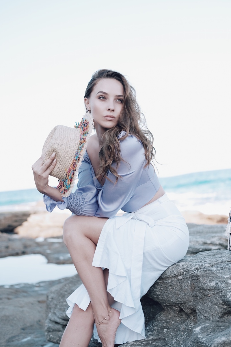 Female model photo shoot of Vlada Didenko
