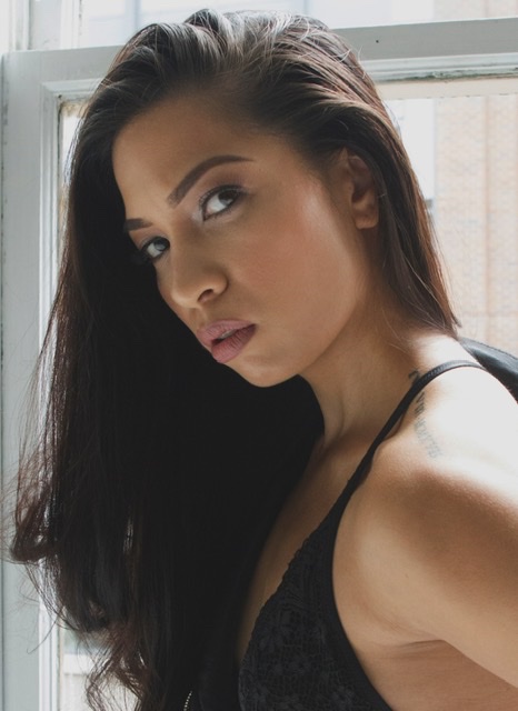 Female model photo shoot of Tatiana Moana