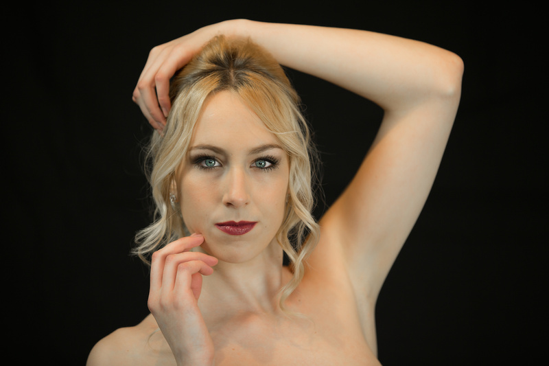 Female model photo shoot of dizzyme