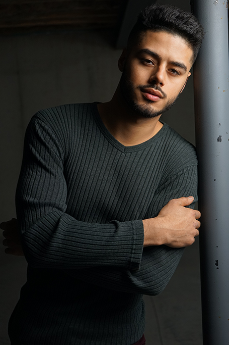 Male model photo shoot of Oscar Rodriguez