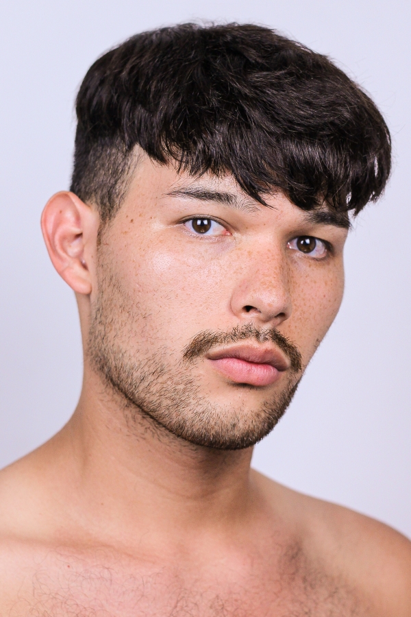 Male model photo shoot of Jesse Herndon