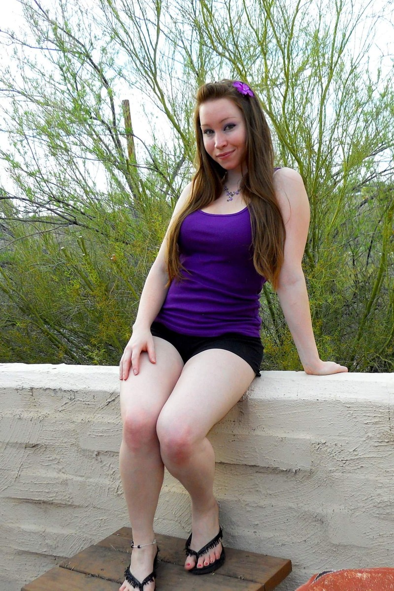 Female model photo shoot of ScarlettShields in Arizona