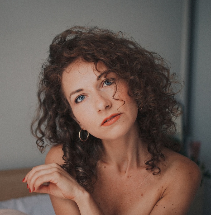 Female model photo shoot of Zuzana S
