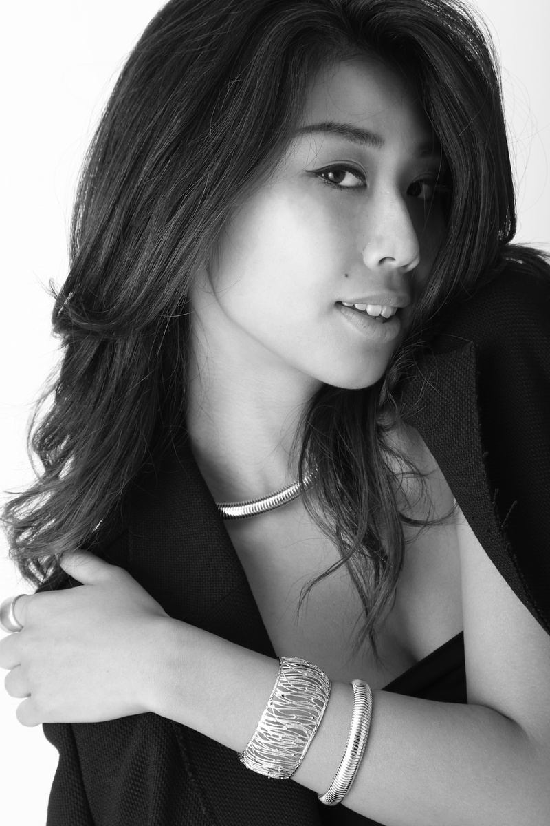 Female model photo shoot of Ayumi juji