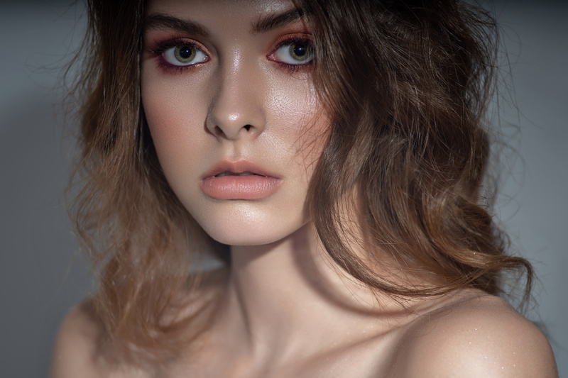 Female model photo shoot of retoucher_Jaky by PORFOMUA
